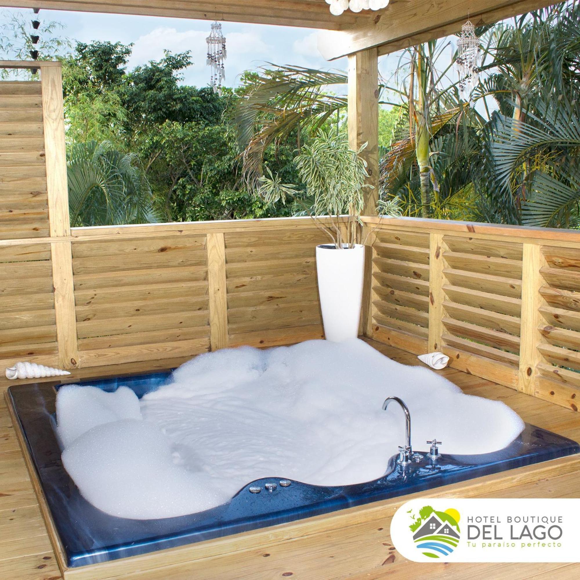 Hotel Boutique Del Lago Нагуа Екстериор снимка